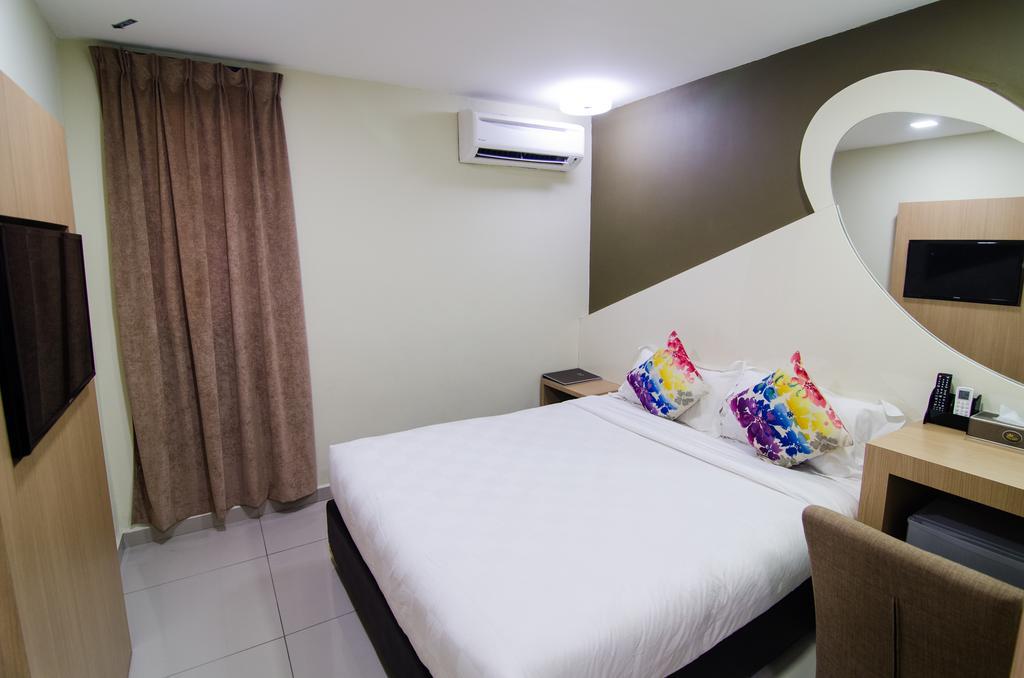 Mornington Hotel Sitiawan Zewnętrze zdjęcie